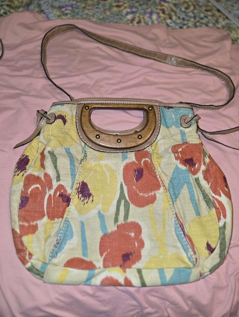 FOSSIL Floral Tote with Wooden Handle - Yellow Multi